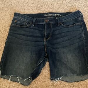 Signature Dark Wash Frayed Hem Denim Shorts